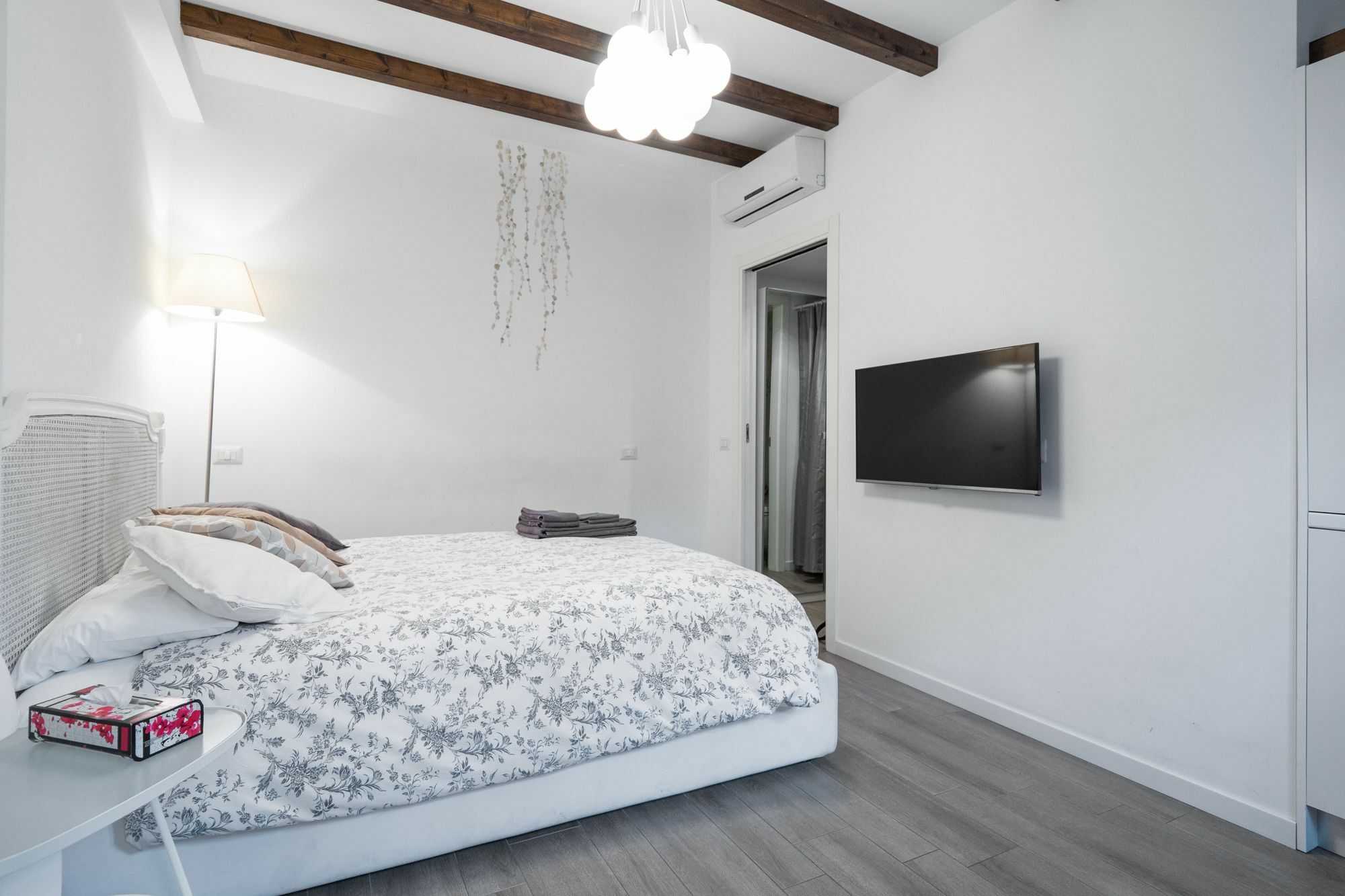 Milano Apartments Sant'Agostino Eksteriør bilde