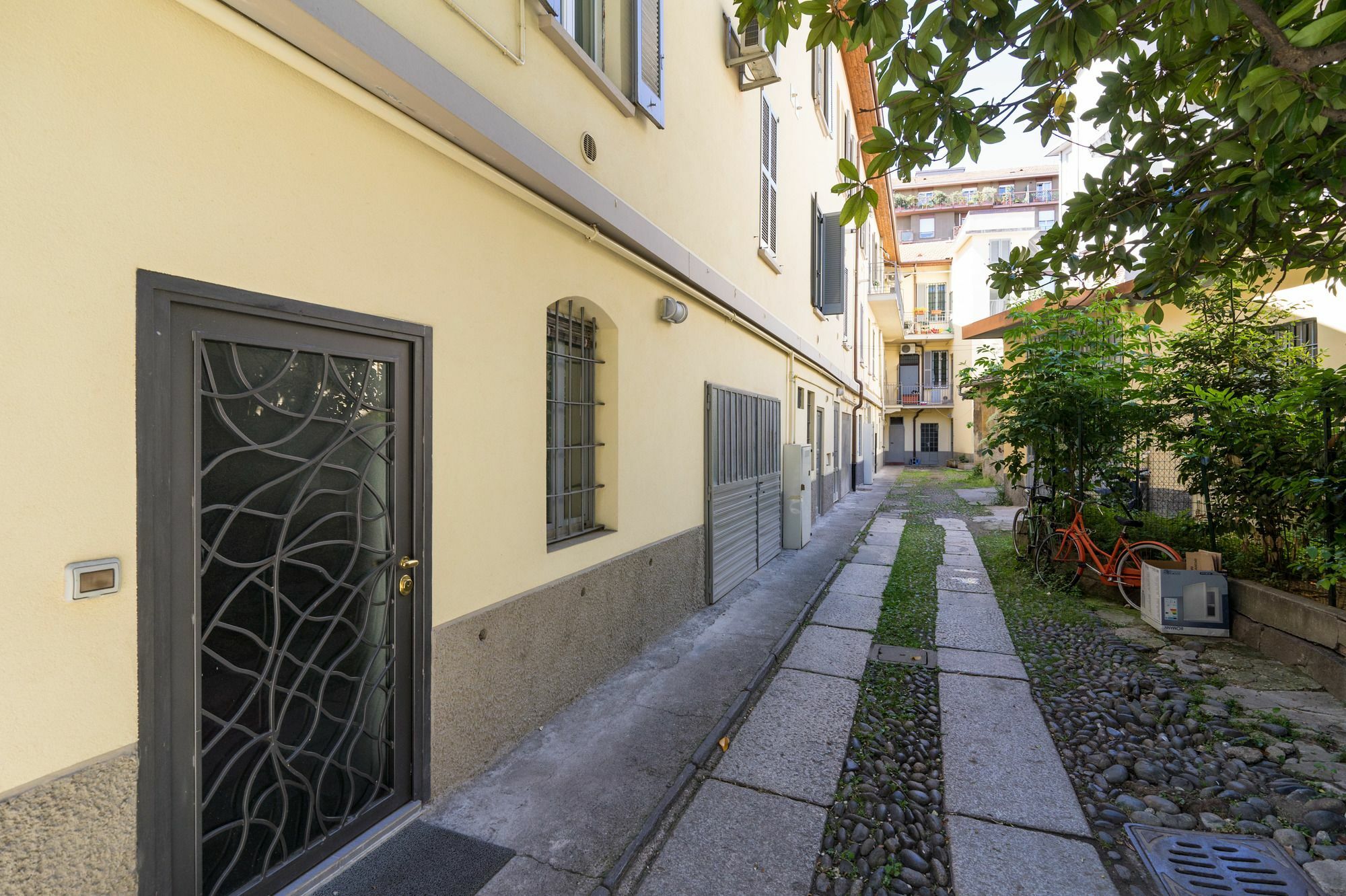Milano Apartments Sant'Agostino Eksteriør bilde